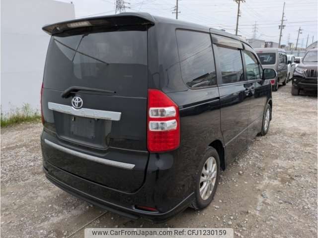 toyota noah 2011 -TOYOTA--Noah DBA-ZRR70W--ZRR70-0417318---TOYOTA--Noah DBA-ZRR70W--ZRR70-0417318- image 2