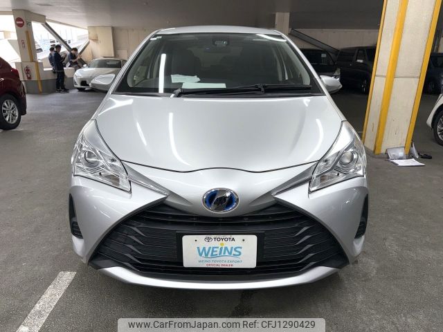 toyota vitz 2018 AF-NHP130-2031421 image 2
