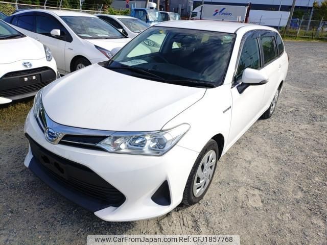toyota corolla-fielder 2018 CFJ1857768 image 1