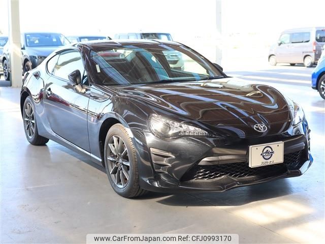 toyota 86 2017 -TOYOTA--86 DBA-ZN6--ZN6-074185---TOYOTA--86 DBA-ZN6--ZN6-074185- image 2
