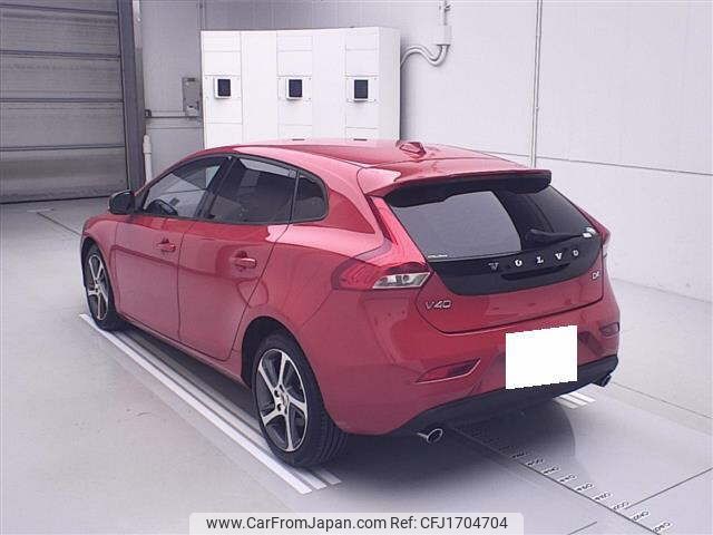 volvo v40 2018 CFJ1704704 image 2