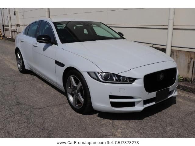 jaguar xe 2015 quick_quick_CBA-JA2GA_SAJAB4AG8GA905870 image 1