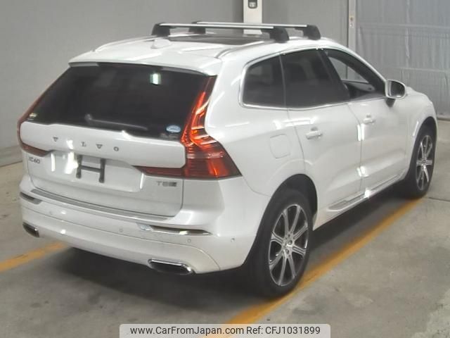 volvo xc60 2017 CFJ1031899 image 2