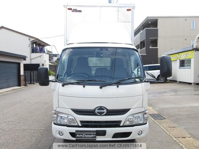 hino dutro 2017 GOO_NET_EXCHANGE_0200468A30240703W001 image 2