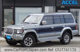 car_4e9b99ce-5071-4d46-9215-