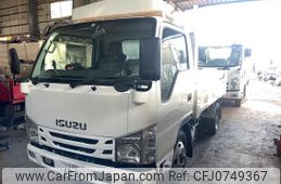 isuzu elf-truck 2017 69