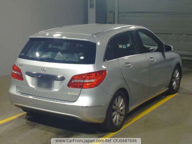 mercedes-benz b-class 2013 -MERCEDES-BENZ--Benz B Class DBA-246242--WDD2462422J172652---MERCEDES-BENZ--Benz B Class DBA-246242--WDD2462422J172652- image 2