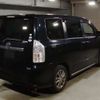 toyota voxy 2012 -TOYOTA--Voxy DBA-ZRR70W--ZRR70-0469205---TOYOTA--Voxy DBA-ZRR70W--ZRR70-0469205- image 2