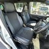 toyota noah 2019 -TOYOTA--Noah DBA-ZRR80W--ZRR80-0560633---TOYOTA--Noah DBA-ZRR80W--ZRR80-0560633- image 24