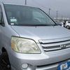 toyota noah 2006 CFJ1818827 image 1