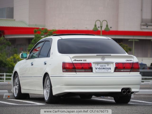 toyota crown 2002 CFJ1676073 image 2
