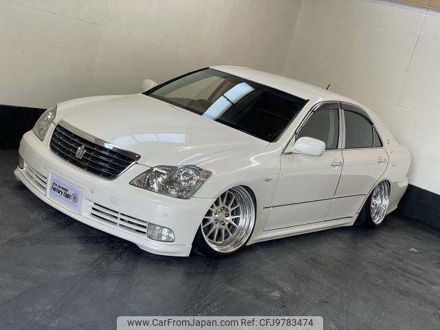 toyota crown 2004 quick_quick_CBA-GRS182_GRS182-5013726 image 2