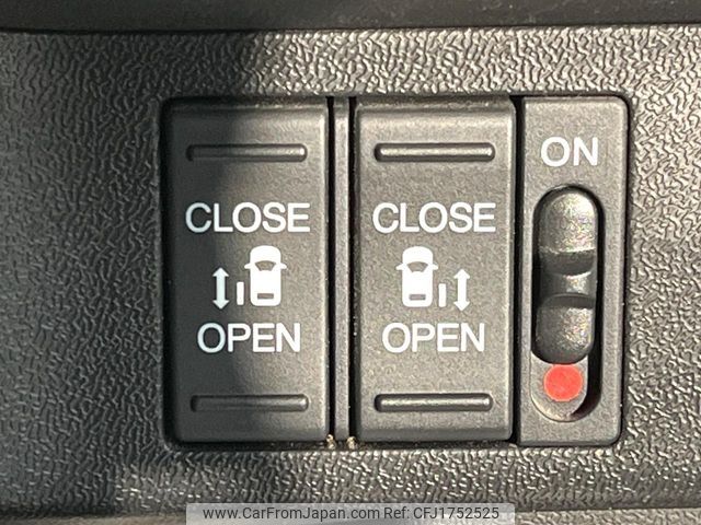 honda stepwagon 2020 CFJ1752525 image 2