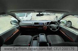 toyota hiace-van 2011 GOO_JP_700040407230250526002