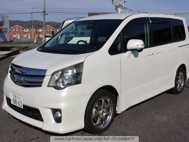 toyota noah 2010 -TOYOTA 【三重 302ﾂ8863】--Noah ZRR70W--0334916---TOYOTA 【三重 302ﾂ8863】--Noah ZRR70W--0334916- image 1