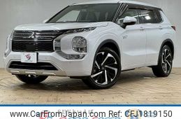 mitsubishi outlander-phev 2022 CFJ1819150
