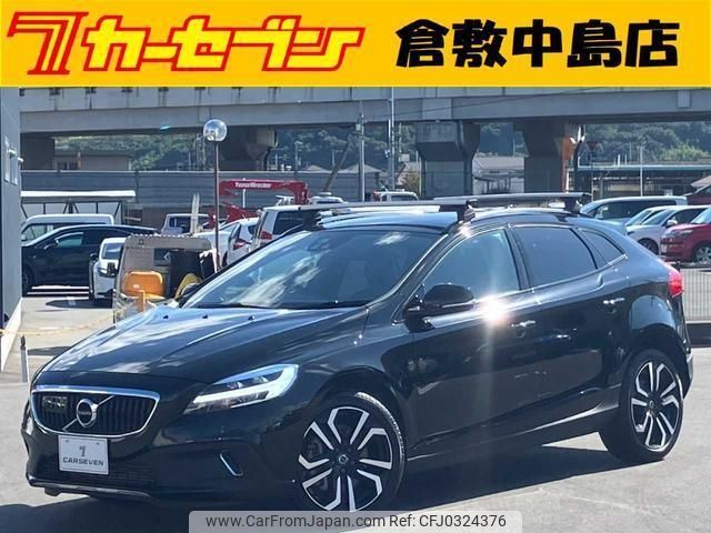 volvo v40 2018 -VOLVO--Volvo V40 MD4204T--YV1MZA8RDK2172400---VOLVO--Volvo V40 MD4204T--YV1MZA8RDK2172400- image 1