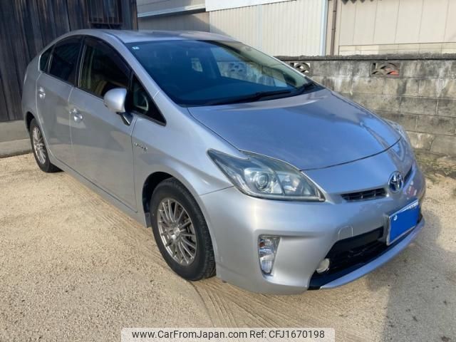 toyota prius 2012 CFJ1670198 image 2
