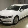 volkswagen passat-variant 2018 quick_quick_LDA-3CDFC_WVWZZZ3CZJE183519 image 2