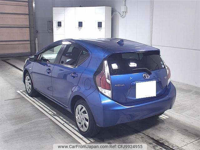 toyota aqua 2015 -TOYOTA 【山口 501ﾐ6234】--AQUA NHP10-6389620---TOYOTA 【山口 501ﾐ6234】--AQUA NHP10-6389620- image 2