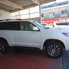 toyota land-cruiser-prado 2021 24432306 image 4