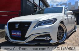 toyota crown 2018 CFJ1489503