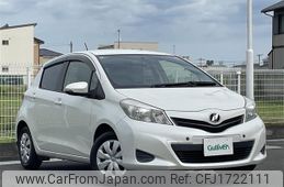 toyota vitz 2012 CFJ1722111