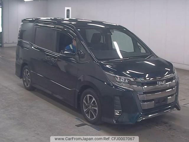 toyota noah 2018 quick_quick_DBA-ZRR80W_0401585 image 1