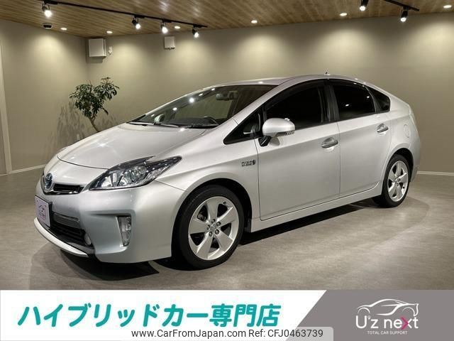 toyota prius-phv 2013 quick_quick_DLA-ZVW35_ZVW35-3029656 image 1