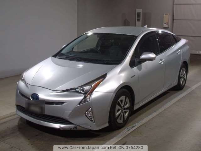 toyota prius 2017 -TOYOTA--Prius DAA-ZVW51--ZVW51-6043586---TOYOTA--Prius DAA-ZVW51--ZVW51-6043586- image 1