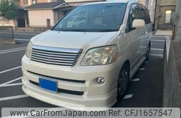 toyota noah 2007 CFJ1657547