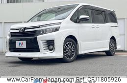toyota voxy 2015 CFJ1805926