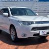 mitsubishi outlander-phev 2013 CFJ1573009 image 16