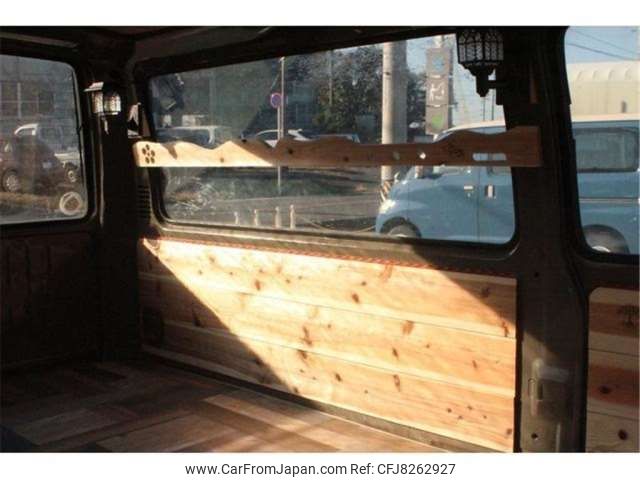 1989 Toyota Hiace Van YH61V - Car Price $7,696