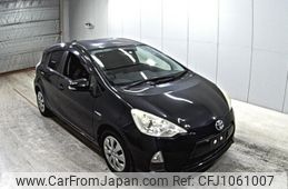 toyota aqua 2012 -TOYOTA--AQUA NHP10-6010844---TOYOTA--AQUA NHP10-6010844-