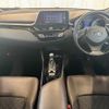 toyota c-hr 2017 quick_quick_DAA-ZYX10_ZYX10-2034122 image 2