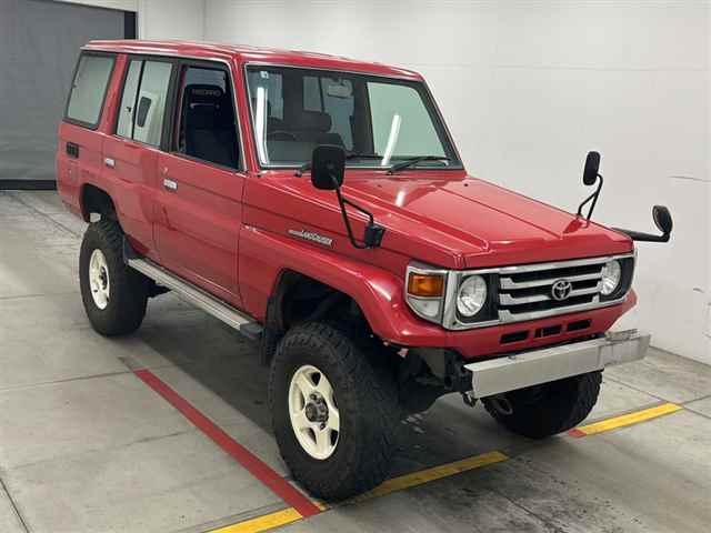 2000 Toyota Land Cruiser HZJ76V KAI - Car Price $19,010