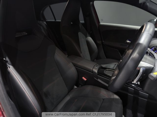 mercedes-benz a-class 2023 CFJ1795034 image 2