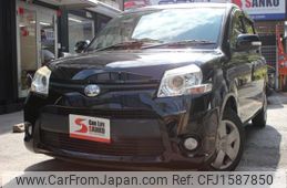 toyota sienta 2013 CFJ1587850