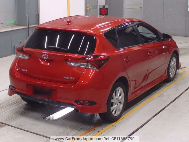 toyota auris 2016 CFJ1686790 image 2