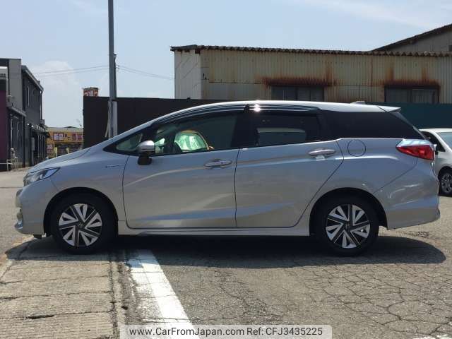 honda fit-shuttle-hybrid 2018 -ホンダ--シャトル　ハイブリッド DAA-GP7--GP7-1204386---ホンダ--シャトル　ハイブリッド DAA-GP7--GP7-1204386- image 2