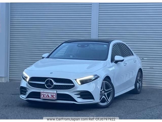 mercedes-benz a-class 2019 quick_quick_5BA-177147M_WDD1771472WD28584 image 1