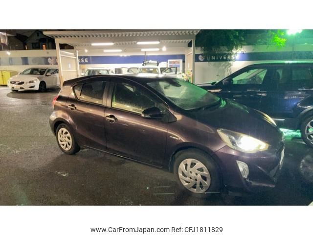 toyota aqua 2016 CFJ1811829 image 1