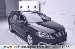 volkswagen passat-variant 2014 -VOLKSWAGEN--VW Passat Variant 3CCAX-EE090145---VOLKSWAGEN--VW Passat Variant 3CCAX-EE090145-