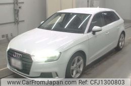 audi a3 2017 -AUDI 【湘南 302と4960】--Audi A3 8VCXS-WAUZZZ8VXHA095610---AUDI 【湘南 302と4960】--Audi A3 8VCXS-WAUZZZ8VXHA095610-
