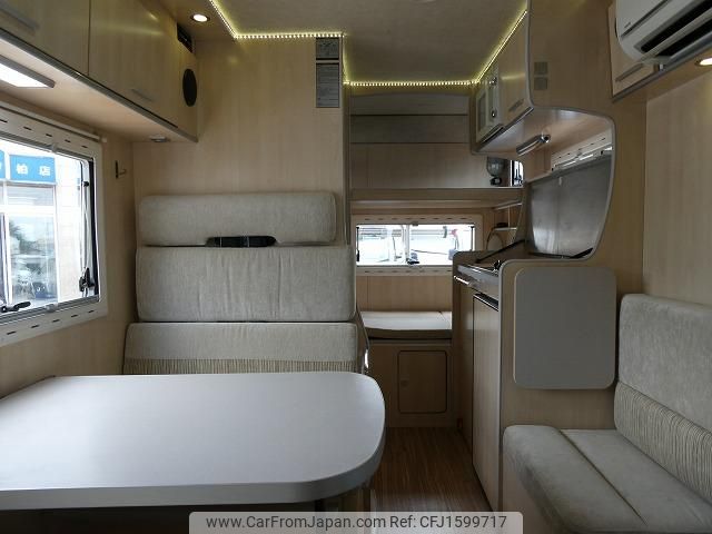 toyota camroad 2015 CFJ1599717 image 2