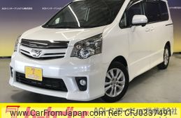 toyota noah 2013 -TOYOTA--Noah DBA-ZRR70W--ZRR70-0558565---TOYOTA--Noah DBA-ZRR70W--ZRR70-0558565-