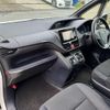 toyota voxy 2015 quick_quick_DAA-ZWR80G_ZWR80-0114128 image 6