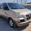 hyundai starex 2003 CFJ3133830 image 1