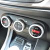alfa-romeo giulietta 2014 GOO_JP_700054078630250504004 image 41
